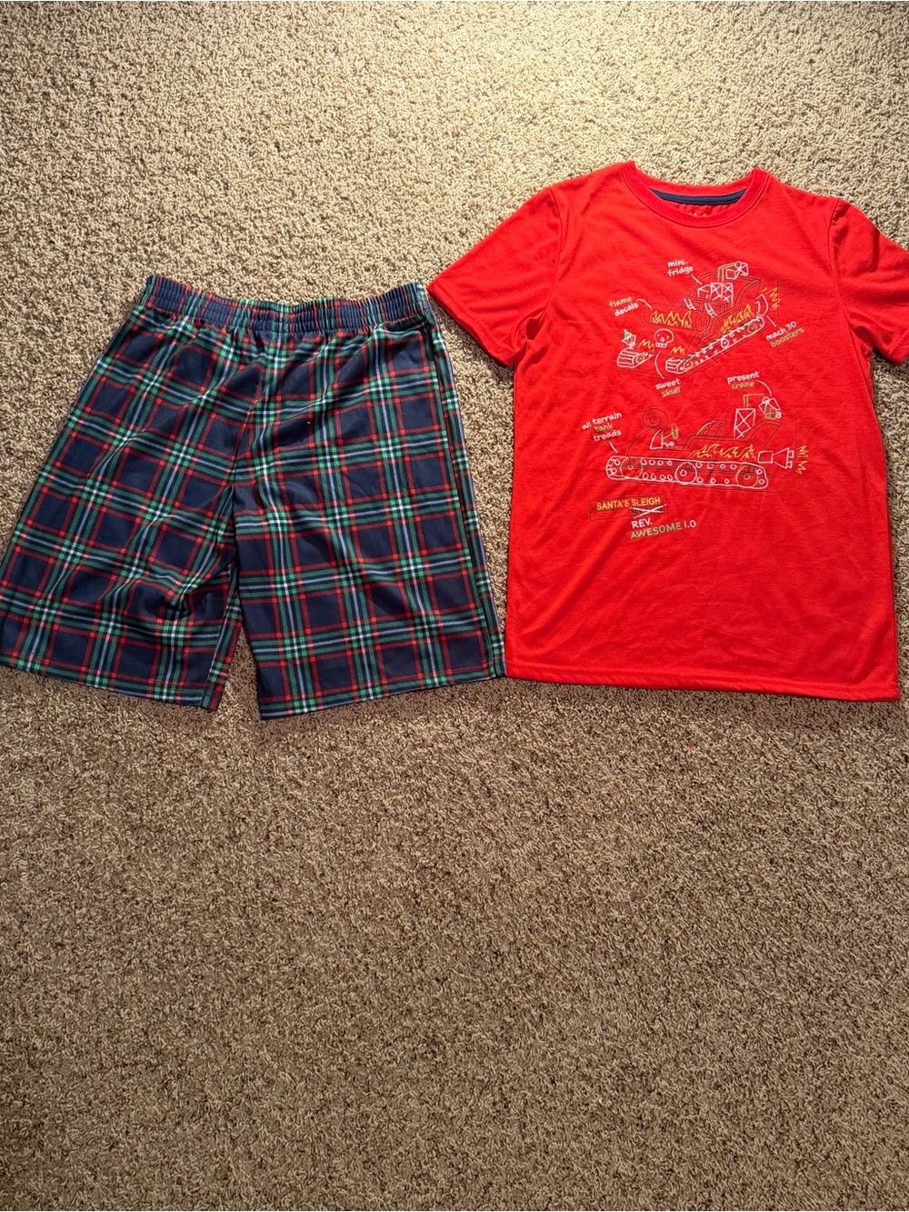 Cat & Jack Boys XL (16) 2pc Christmas Pajama Set Red sleigh Tee Plaid Shorts